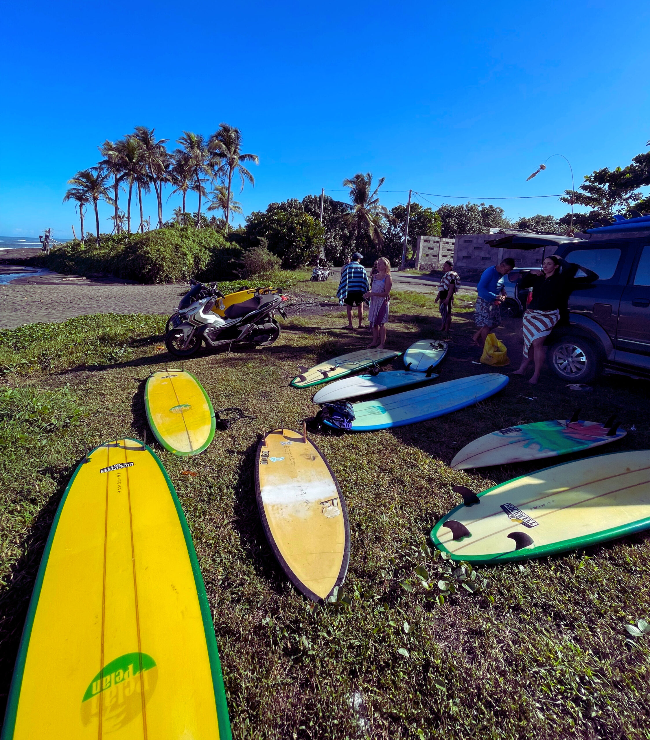 Do I Need to Stop Surfing If My Elbow Hurts?